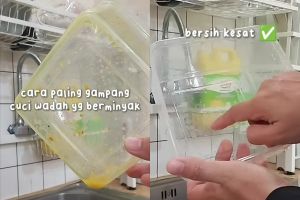 Sering kesulitan mencuci kotak makan plastik yang penuh minyak? Coba cara ini biar lebih praktis