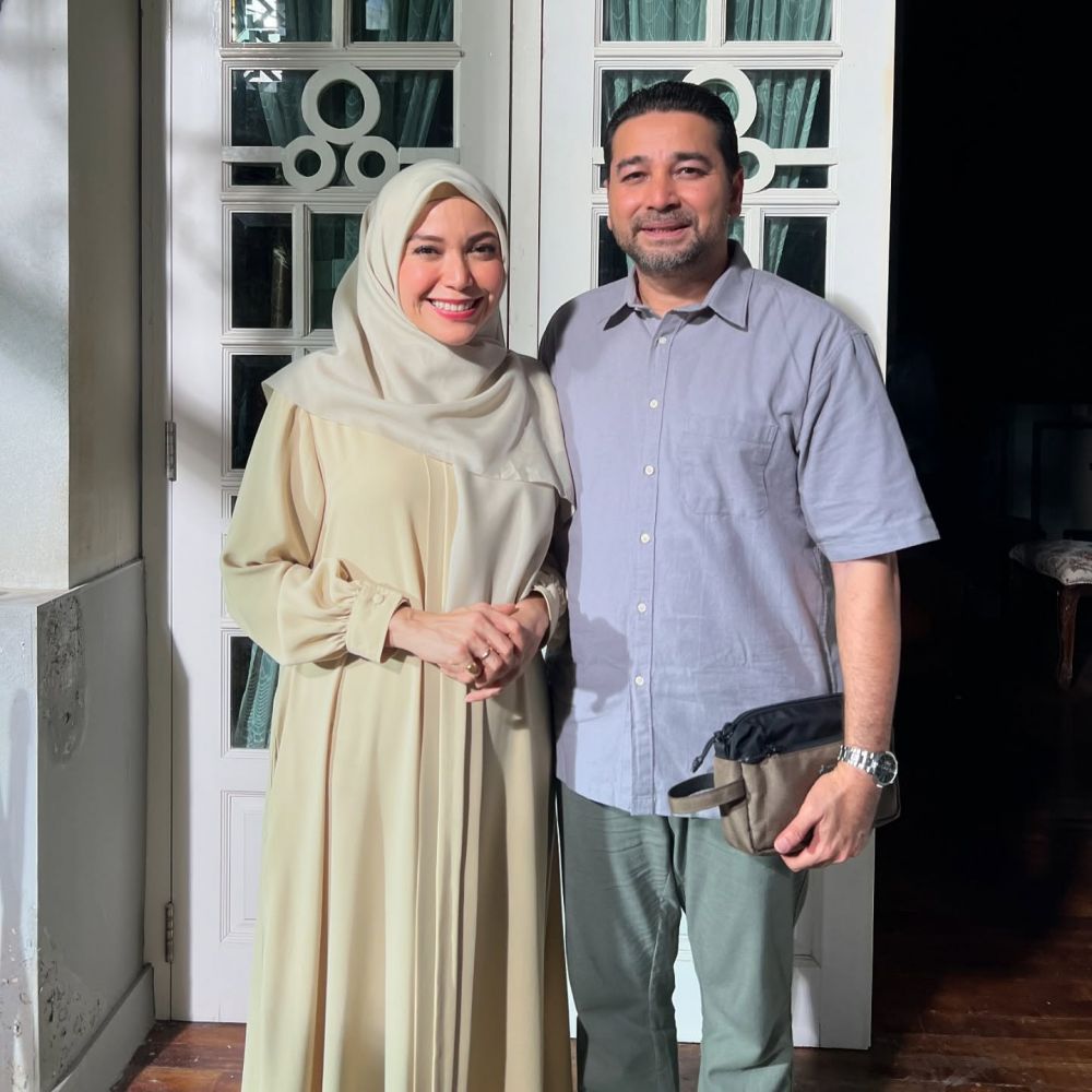 30 tahun lebih berumah tangga, intip gaya 9 seleb dan pasangannya yang kayak masih pacaran