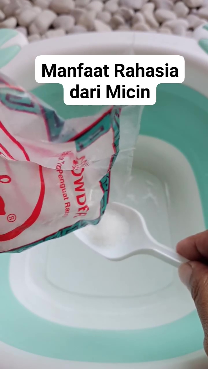 Bukan pakai pemutih, ini cara ampuh atasi baju kelunturan cuma dengan 1 bumbu masak