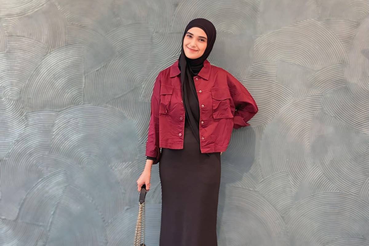 Wajah cantiknya nggak pernah berubah, intip 8 potret Nadya Mustika saat sekolah, gaya SMA manglingi