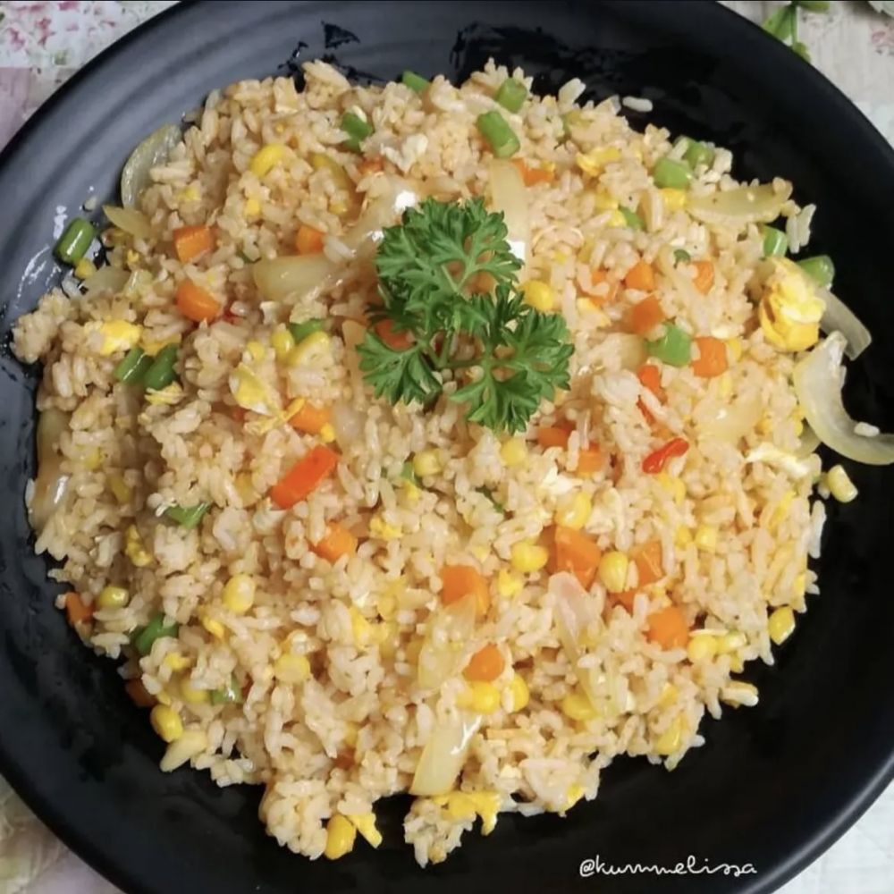 11 Ide resep nasi goreng rumahan yang simpel tapi lezatnya bikin ketagihan