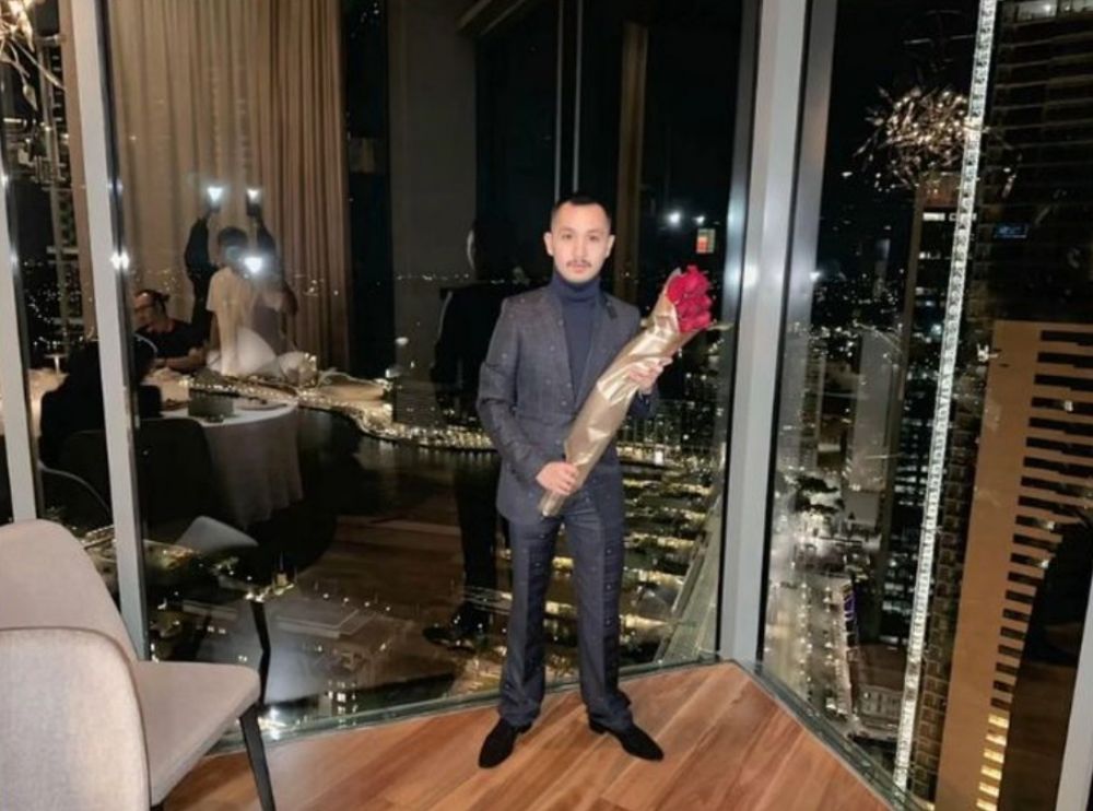 Kian blak-blakan tunjukkan kedekatan, ini 9 potret Angel Karamoy rayakan ulang tahun Gusti Ega