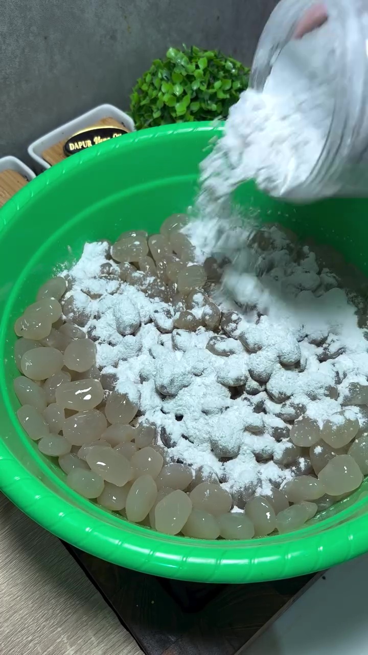 Bukan direndam air beras, ternyata begini mengolah kolang-kaling agar tak asam dan awet berbulan-bulan