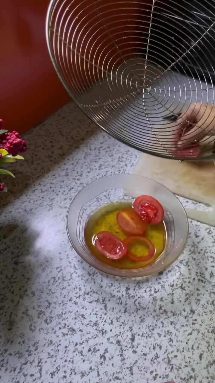 Wajib tahu! Ini cara baru bersihkan minyak bekas agar bening lagi cuma perlu gunakan 1 jenis buah