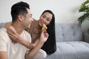 100 Kata-kata gombalan maut bikin baper lewat chat, romantis dan penuh makna