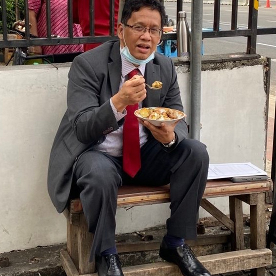 5 Makanan merakyat kesukaan Purbaya Yudhi Sadewa, sering dapat rating jempolan sang Menkeu