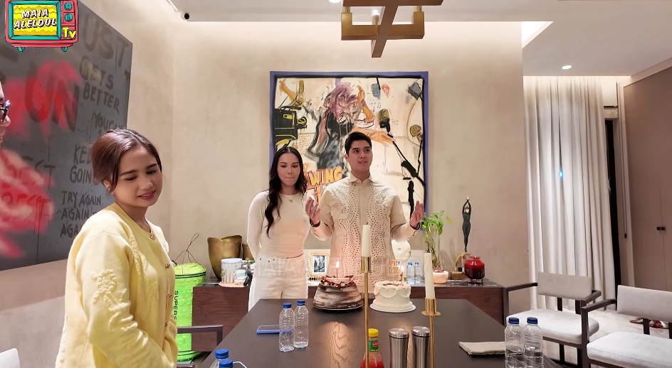 9 Potret Irwan Mussry dinner bareng keluarga, perlakuannya ke orang tua Maia Estianty idaman banget