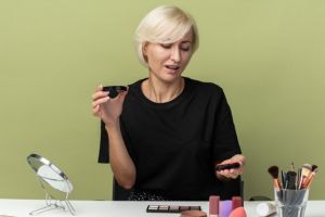 9 Bedak menutupi kerutan untuk usia 50 tahun, garis halus tersamarkan harga di bawah Rp 150 ribu