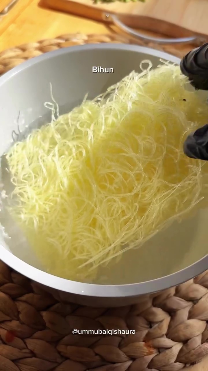 Matangnya lebih pas, begini trik masak bihun agar lebih kenyal, tak mudah lembek, dan antipatah