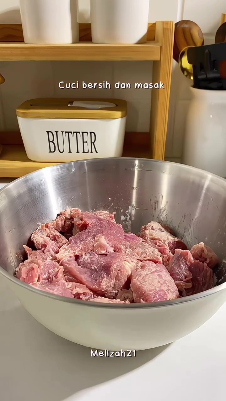 Tak cuma nanas, ternyata jenis tepung ini juga ampuh bikin daging sapi empuk tanpa perlu direbus lama