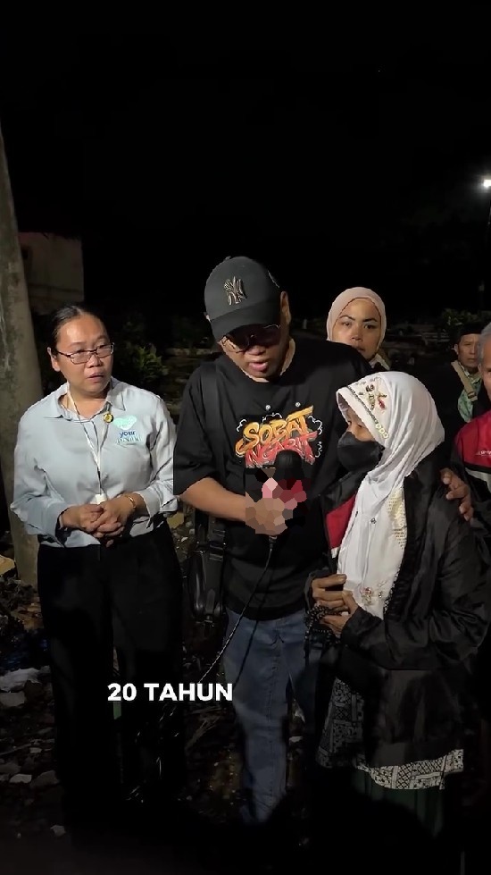 Status anggota DPR dinonaktifkan, Uya Kuya tetap bantu pemulangan jenazah TKI Hong Kong, 9 potretnya