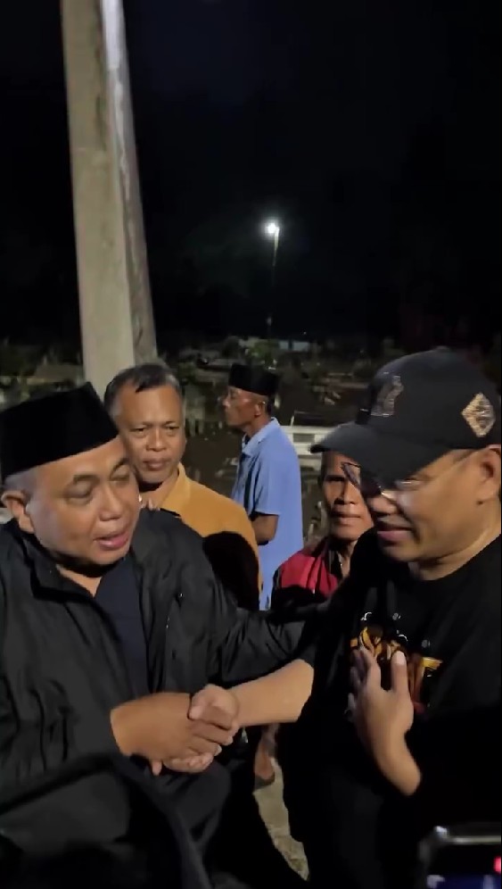 Status anggota DPR dinonaktifkan, Uya Kuya tetap bantu pemulangan jenazah TKI Hong Kong, 9 potretnya