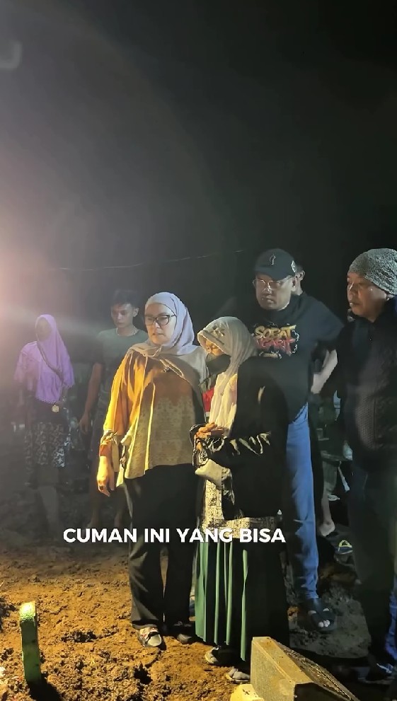 Status anggota DPR dinonaktifkan, Uya Kuya tetap bantu pemulangan jenazah TKI Hong Kong, 9 potretnya