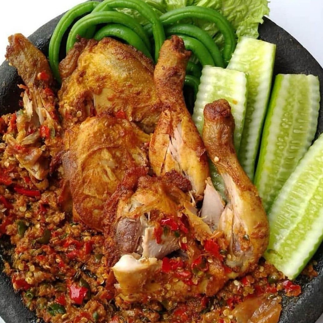 9 Resep ayam pedas terbaru 2025, rasanya nampol membangkitkan selera makanmu