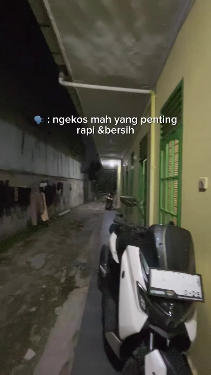 Dari luar tampak sederhana, 9 potret kamar ini ternyata interiornya tak kalah mewah dari kos eksklusif