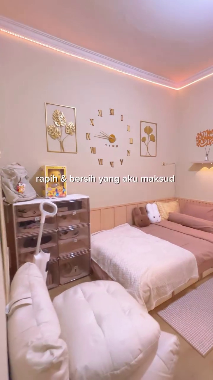 Dari luar tampak sederhana, 9 potret kamar ini ternyata interiornya tak kalah mewah dari kos eksklusif