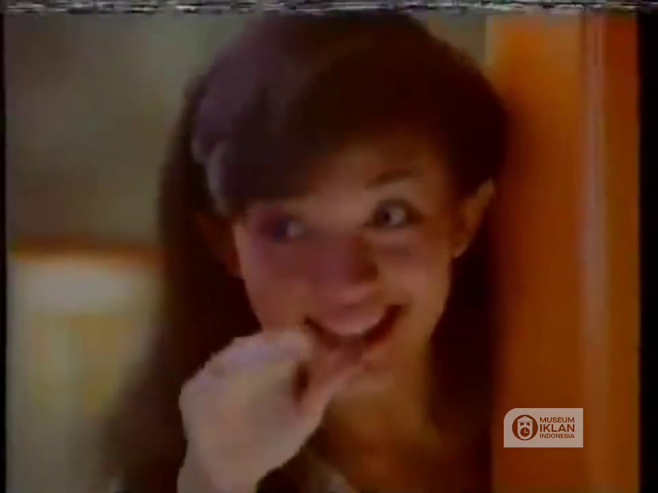 Model iklan mi instan ini ternyata keponakan SBY, intip 9 potret terbarunya kini jadi ibu persit