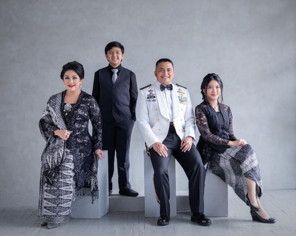 Model iklan mi instan ini ternyata keponakan SBY, intip 9 potret terbarunya kini jadi ibu persit