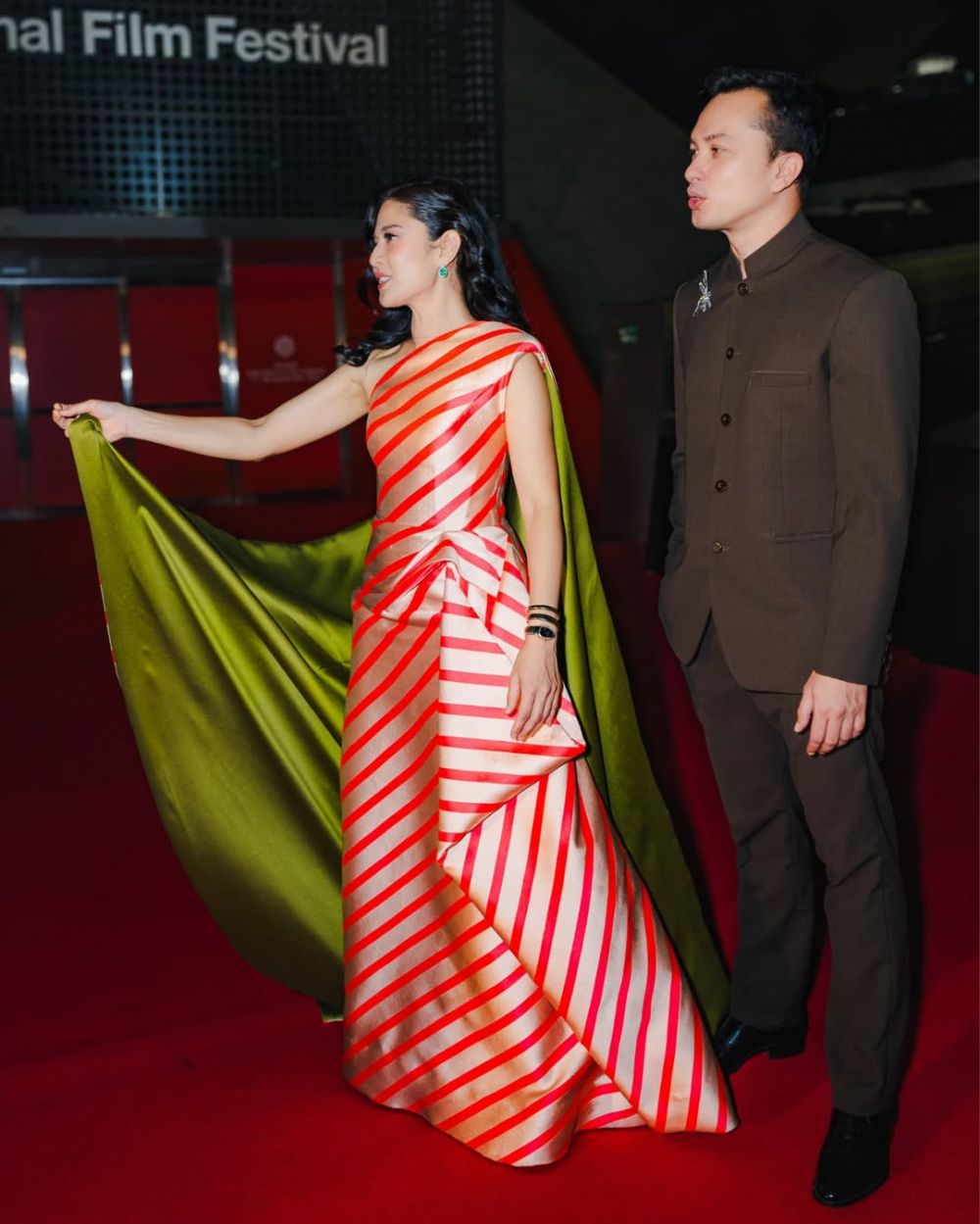Nostalgia AADC, ini 9 potret Dian Sastro dan Nicholas Saputra bersanding di Busan Film Festival 2025