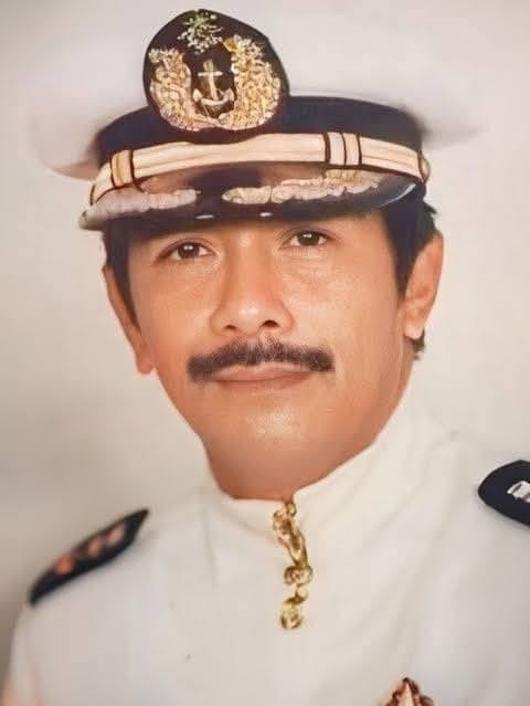 Aktor era 70-an ini ternyata perwira TNI AL, main di Janur Kuning, ini 9 potret ganteng saat muda