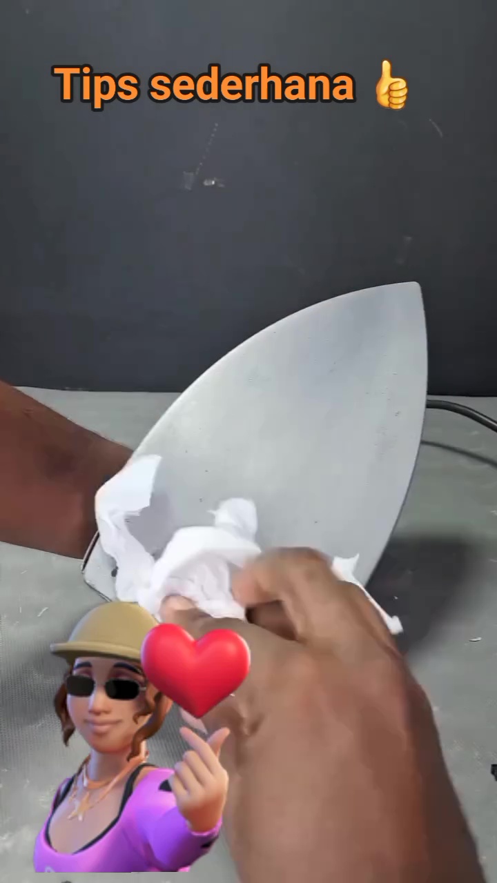 Jangan cuma pakai odol, bersihkan setrika gosong jadi lebih mudah tanpa lecet pakai 1 bahan dapur ini