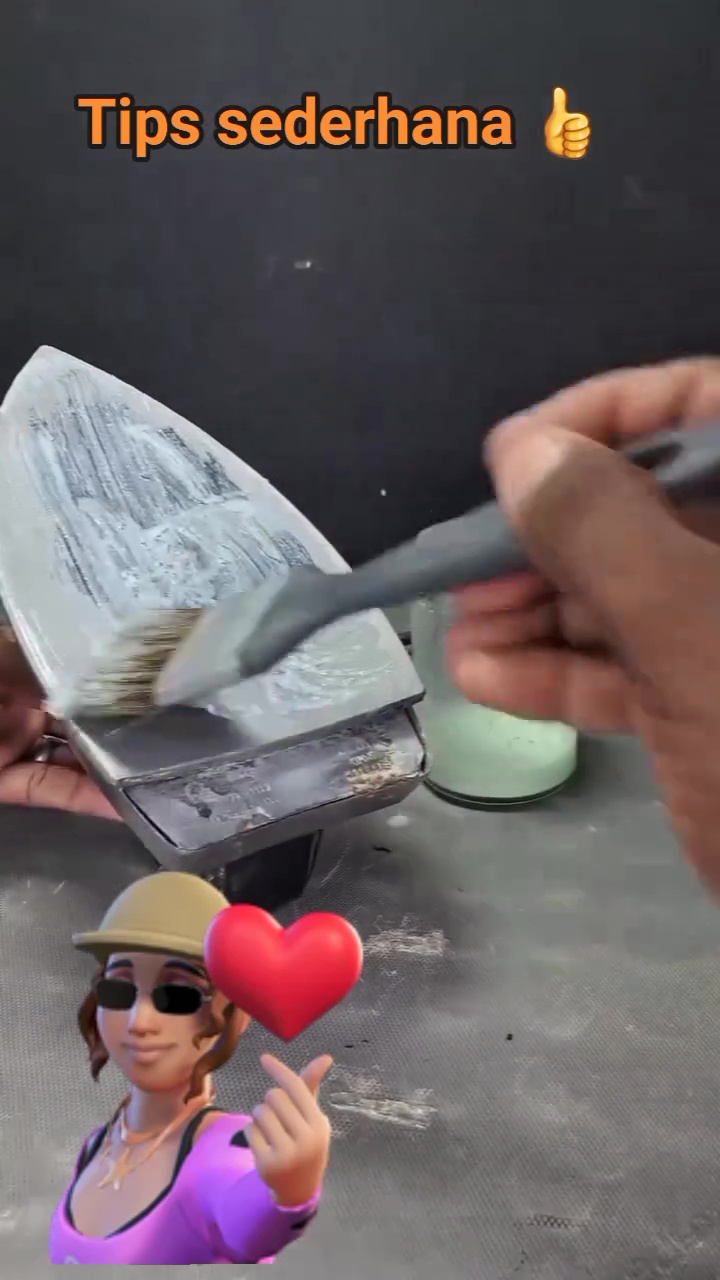 Jangan cuma pakai odol, bersihkan setrika gosong jadi lebih mudah tanpa lecet pakai 1 bahan dapur ini