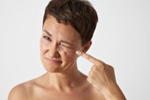 10 Serum mengatasi penuaan, wajah bebas kerutan harga di bawah Rp 150 ribu