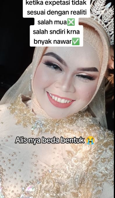 Wanita ini nekat pakai MUA harga nawar, begini 9 potret foto pernikahannya yang bikin gigit jari