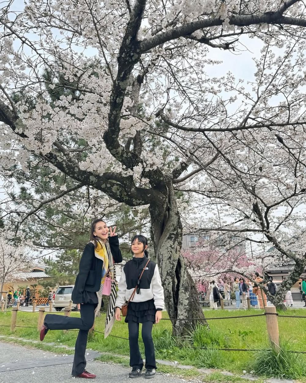 Ayu Ting Ting ungkap Enji Baskoro tak pernah cari anaknya, akui Bilqis sudah tahu sosok ayahnya