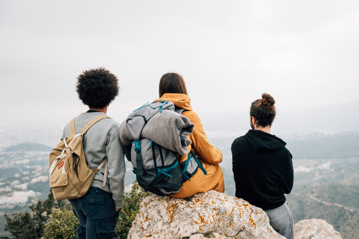 100 Kata-kata bijak tentang sahabat terbaik 2025, bisa jadi motivasi hidup saat beban terasa berat