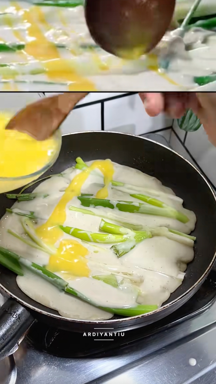 Bikin sarapan ala K-Drama, begini cara buat pajeon telur 'Bon Appétit, Your Majesty' di dapur sendiri