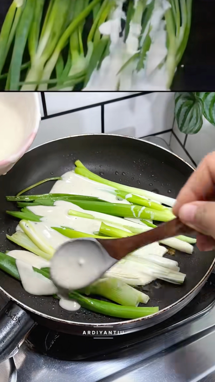 Bikin sarapan ala K-Drama, begini cara buat pajeon telur 'Bon Appétit, Your Majesty' di dapur sendiri