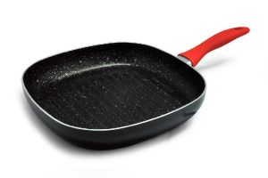 9 Rekomendasi panci grill anti lengket dari harga ekonomis sampai premium