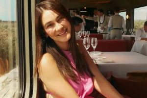 Luna Maya dan Maxime naik kereta mewah saat bulan madu di Italia, taksiran tarifnya bikin melongo