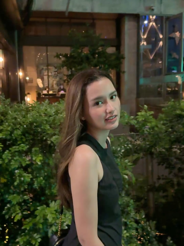 Sudah 5 tahun pacaran, intip 7 potret anniversary Azriel Hermansyah & Sarah Menzel, dapat raket padel