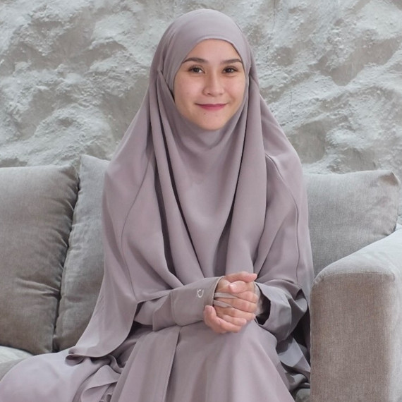 Karyawan Zaskia Adya Mecca dianiaya oknum anggota saat antar sekolah putrinya, langsung cari pelaku