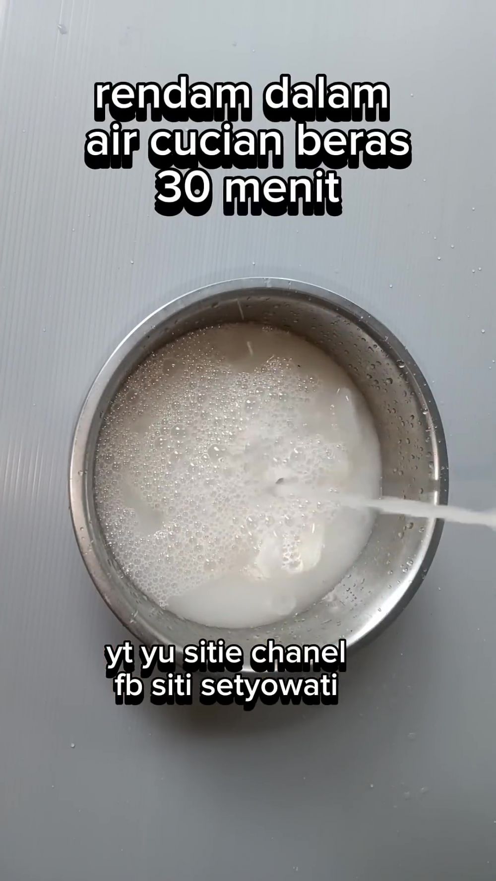 Sering dapat kolang-kaling asam dan berlendir? Cuci dengan 1 bahan dapur ini biar lebih bersih kesat