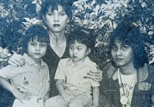 Musisi "Kembar Group" ini ternyata kakek dari artis top Tanah Air, intip 7 potret lawasnya