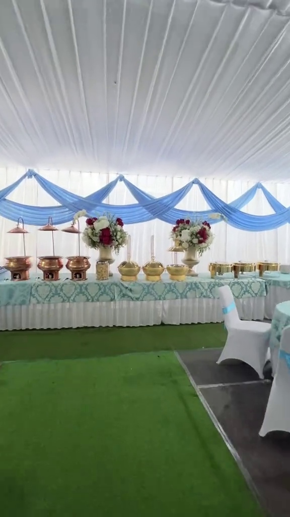 Bukan nikahan, 9 potret dekorasi mewah dengan tenda 150 meter ini ternyata untuk khitanan anak lurah
