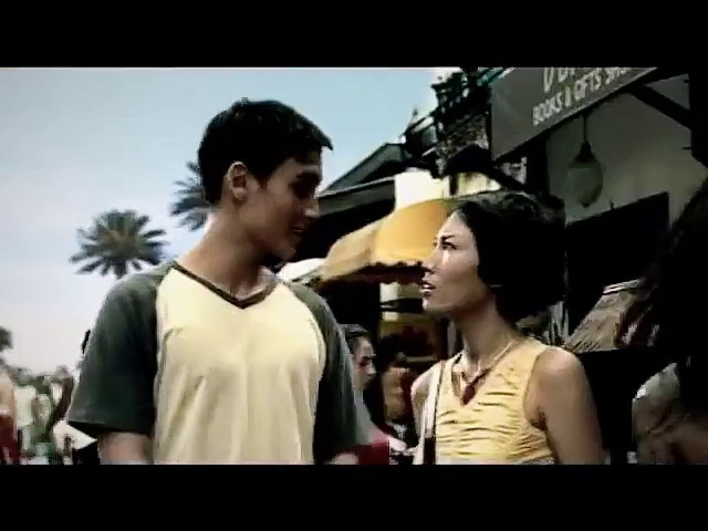 Tak banyak yang tahu, wanita di iklan odol era 2000-an ternyata Ayu Dewi, 7 potretnya bikin pangling