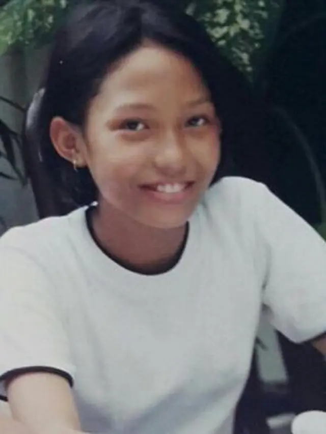 Tak banyak yang tahu, wanita di iklan odol era 2000-an ternyata Ayu Dewi, 7 potretnya bikin pangling