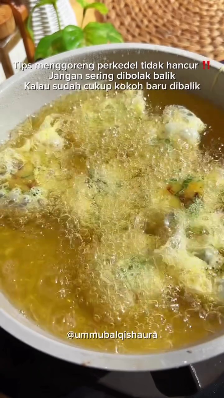 Lebih praktis, ini trik bikin perkedel kentang tanpa tepung, namun hasilnya tetap utuh tak hancur