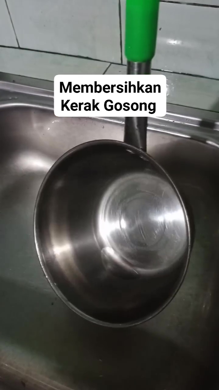 Lupa saat masak atau manasin sayur berujung bikin panci gosong, ini solusinya agar kinclong lagi