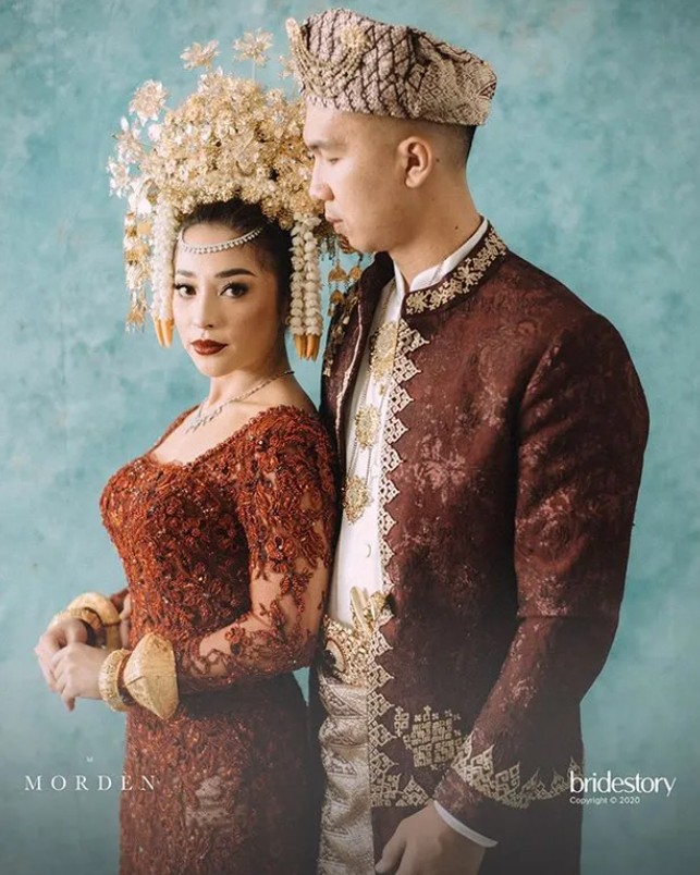 Bocah imut di iklan permen jadul kini kian tajir usai jadi istri konglomerat, intip 9 transformasinya