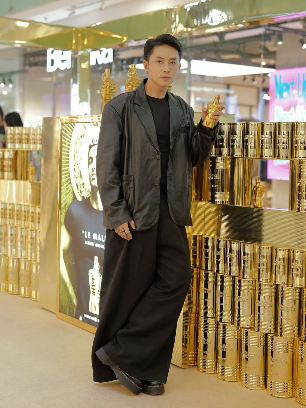 Ternyata bukan sekadar untuk estetika, ini 9 potret Rafael Tan usai oplas karena alami masalah mata