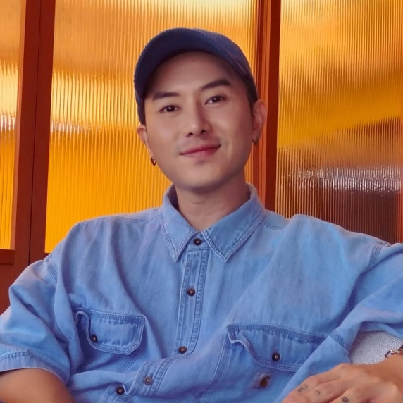 Ternyata bukan sekadar untuk estetika, ini 9 potret Rafael Tan usai oplas karena alami masalah mata