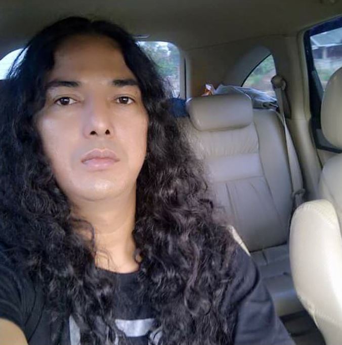 Penyanyi rock 90-an ini ternyata ayah dari artis sinetron top, ini 9 transformasinya