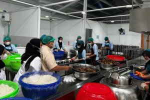 Banyak murid keracunan, Badan Gizi Nasional kini terapkan standar baru untuk dapur SPPG