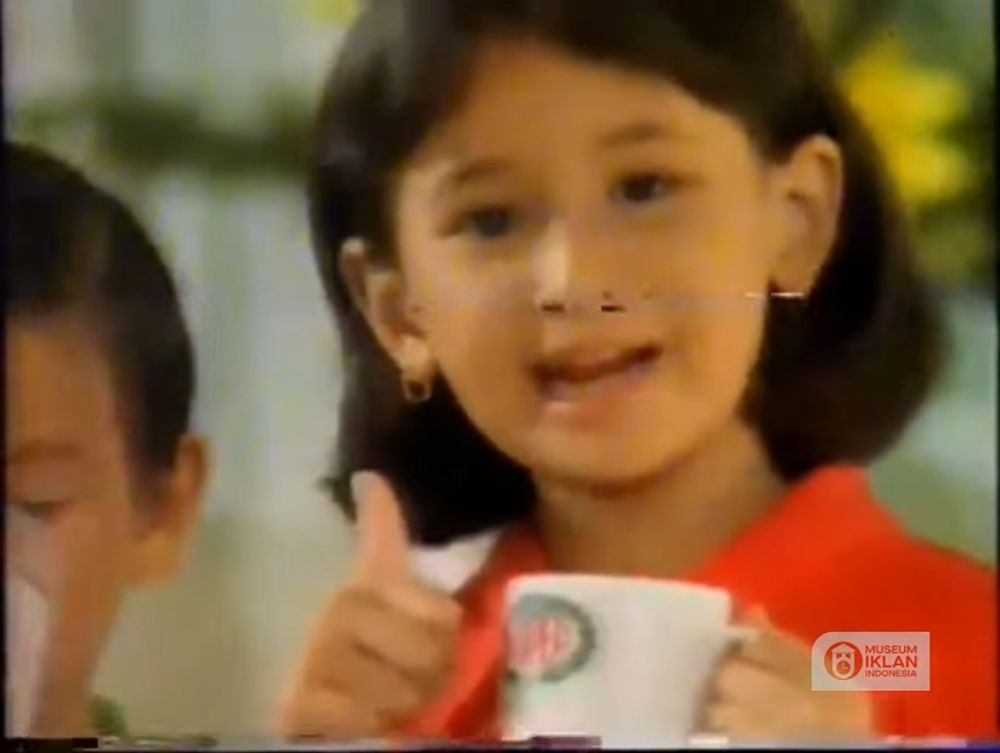 Tak banyak yang tahu, bocah di iklan sereal ikonik era 90-an ini ternyata Ayushita, intip 9 potretnya