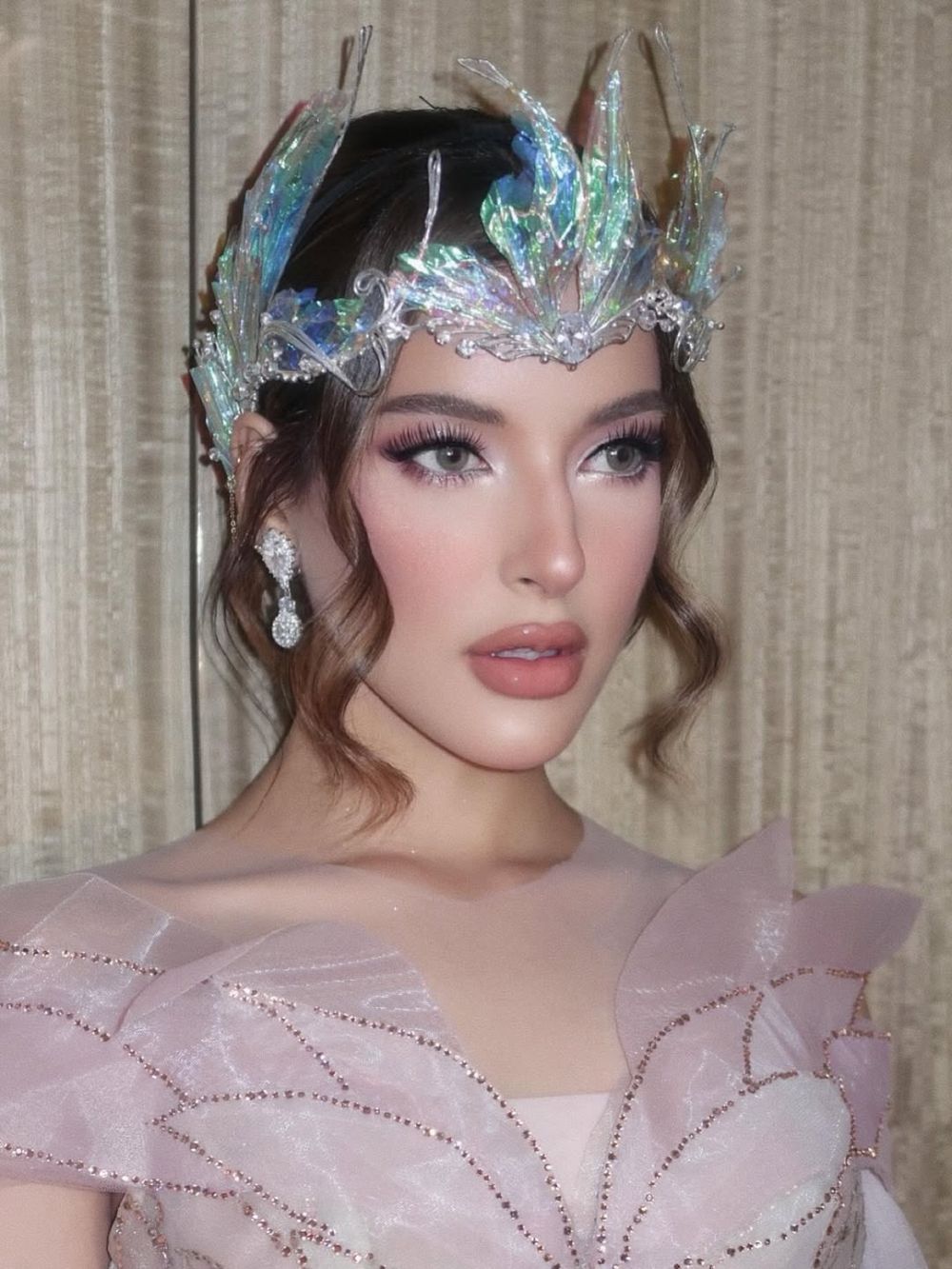 Tenteng tas Hermes Rp3 M disidang cerai, 9 potret Tasya Farasya tampil memukau di ulang tahun MOP